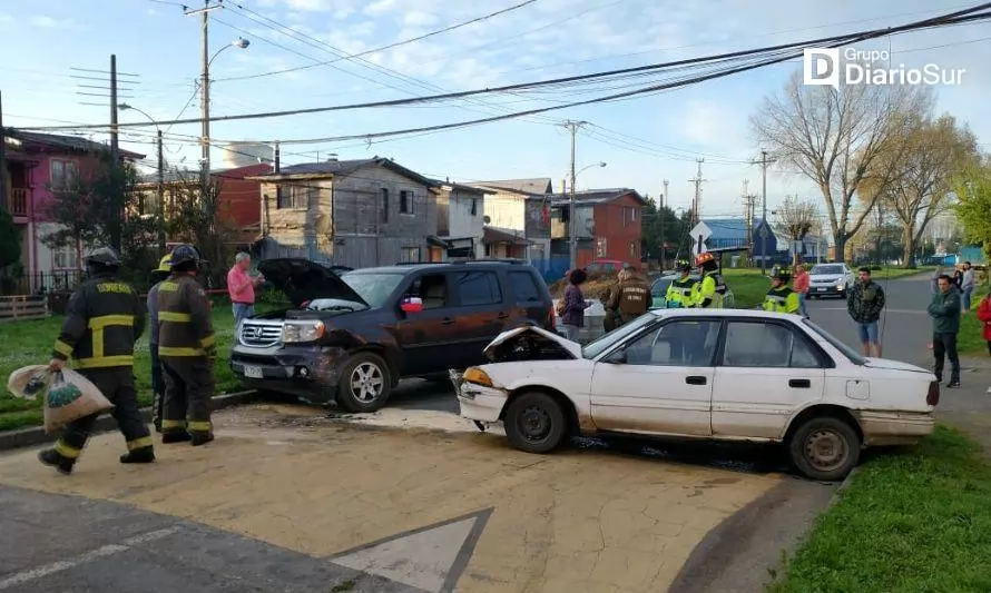 Vehículos protagonizaron accidente en la población García Hurtado de Osorno