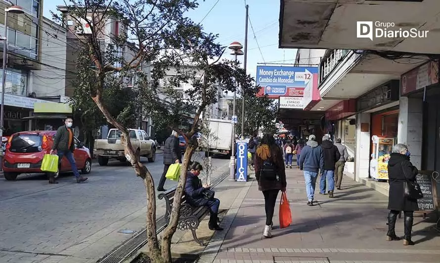 Municipio intensifica fiscalización a comercio ambulante no autorizado en Osorno