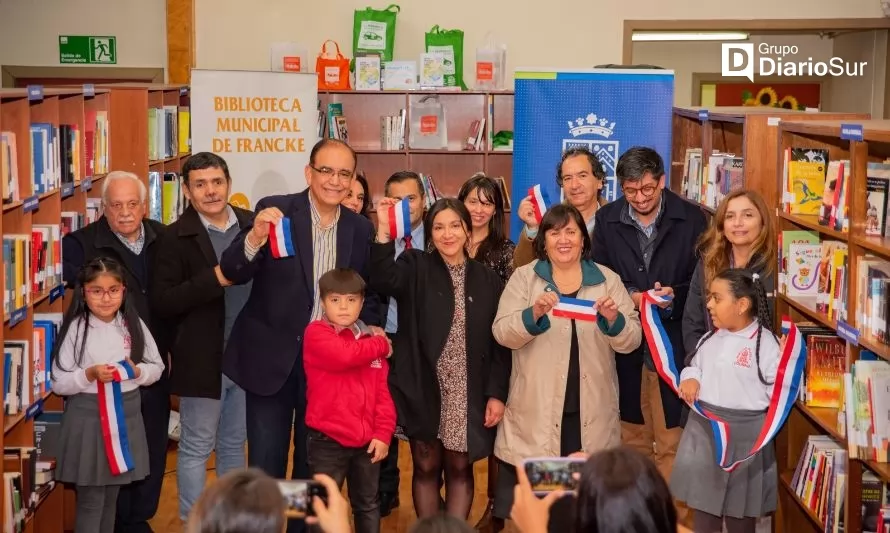 Biblioteca de Francke abren sus puertas a lectores de todo Osorno