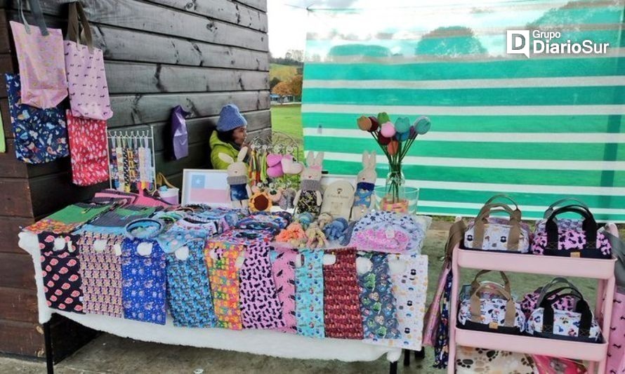 Comunidades extranjeras muestran sus productos en Osorno