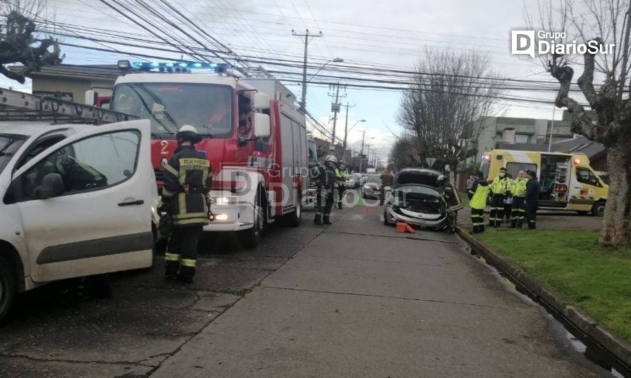 Accidente vehicular en Osorno dejó dos lesionados