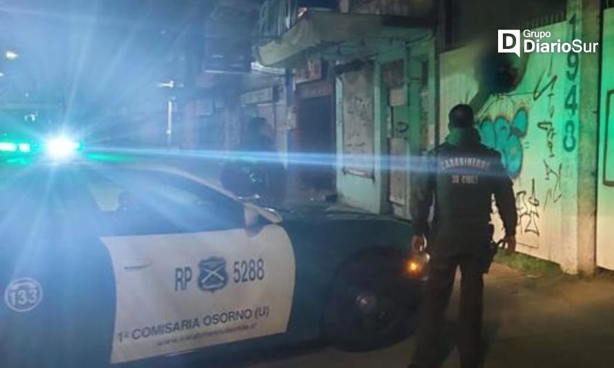 Hombre fue encontrado "empalado" en reja de local comercial en Osorno