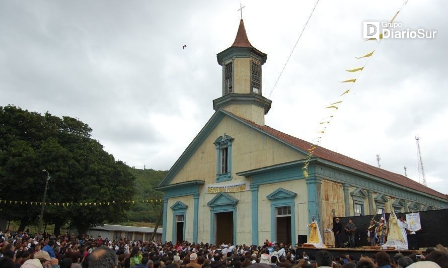 A días de la fiesta de la Candelaria, Gore Los Lagos se suma a las acciones para reconstruir la iglesia de Carelmapu