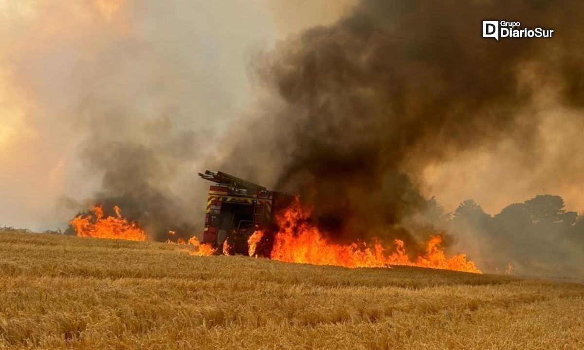 Carro de Bomberos se quemó en medio de combate a incendio forestal en San Pablo