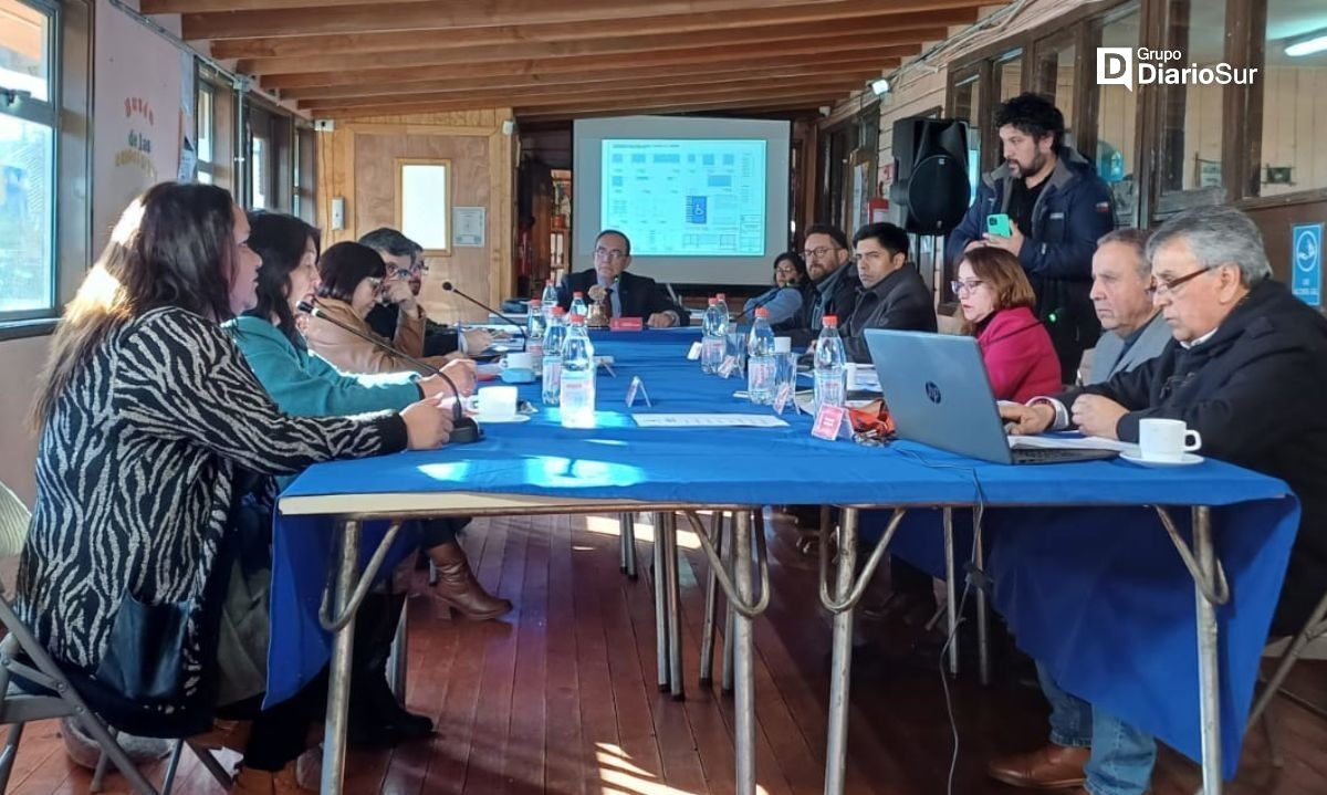 Concejo aprobó adjudicación de obras de conservación de escuela rural Tacamó Alto