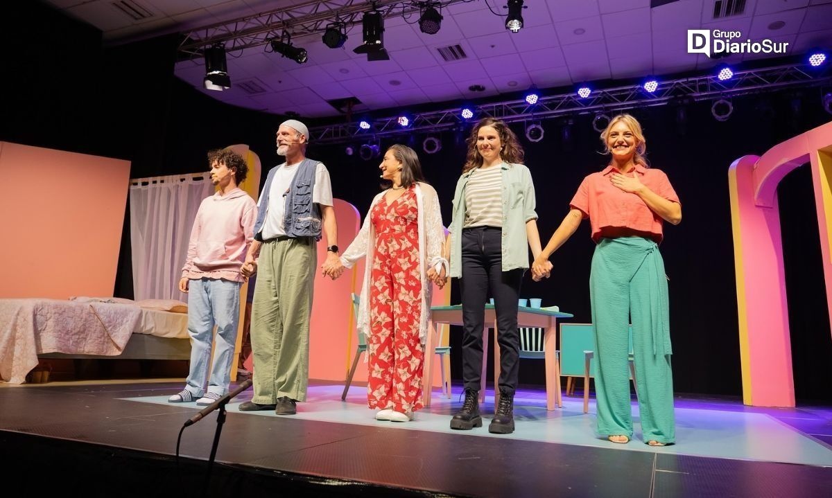Con lleno total culminó el segundo día del Festival de Teatro de Osorno
