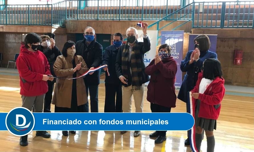 Comunidad recibió nuevo gimnasio de Escuela Monseñor Valdés